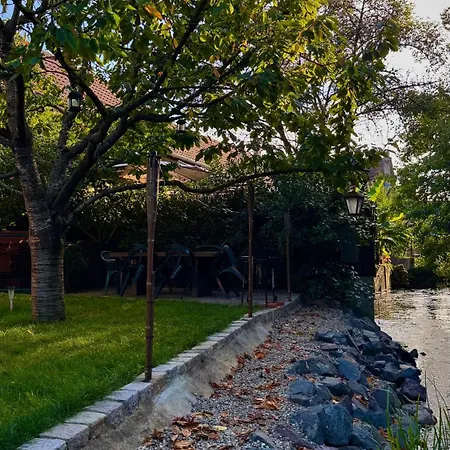 Semesterbostad Entre & Campagne *